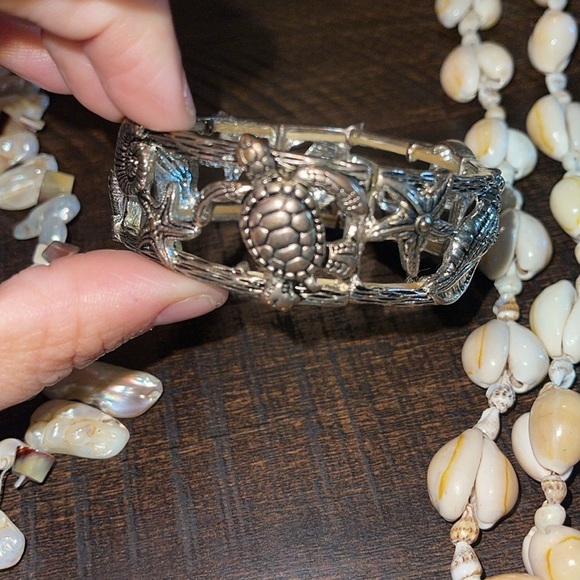 Beach themed jewelry lot sea turtles 🐢 - Picture 6 of 10